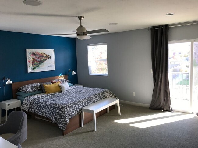 Photo - 272 650 N