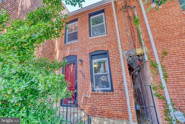 Photo - 1111 Riverside Ave Townhome