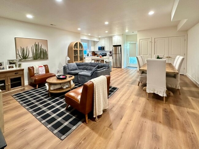Building Photo - 343 S Tahoe St Unit Utah Valley Escape