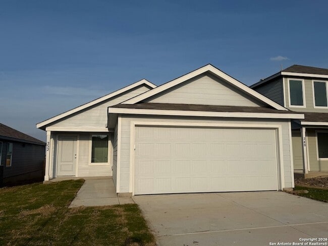 Photo - 252 Ottawa Wy