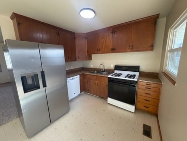 Photo - 2709 Alton Dr