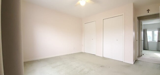 22 Anna Crt