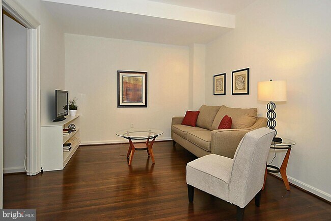 Photo - 2311 Connecticut Ave NW