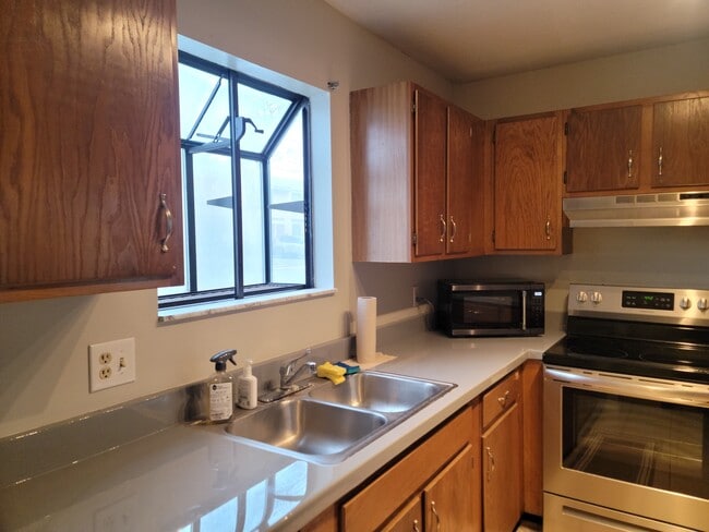 Photo - 2300 SW 43rd St