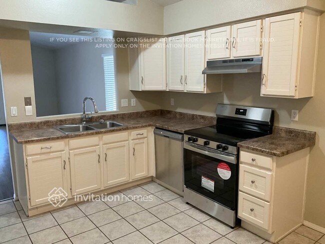 Photo - 4034 E Covina St