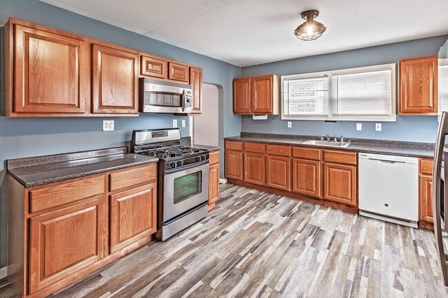 Photo - Renovated 2 bedroom, 1 bath townhouse in Claymont