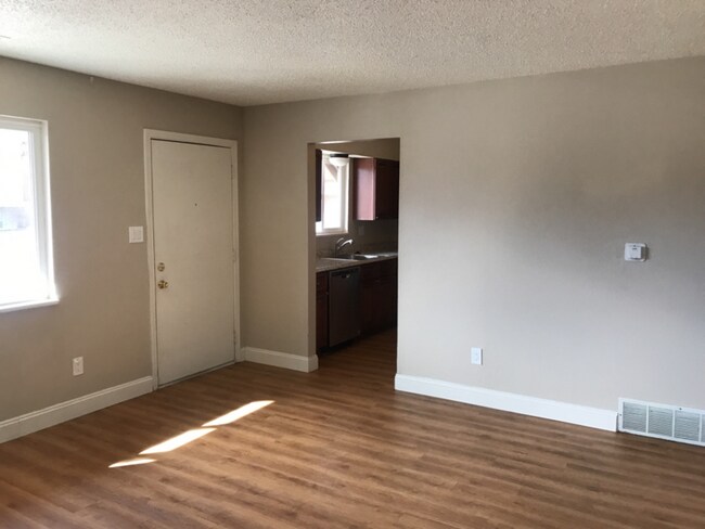 Photo - 1021 Delaware Dr Unit Apt 1