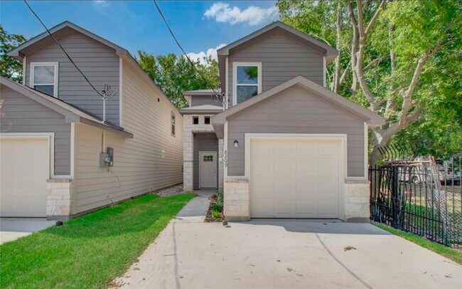 Photo - 8209 Westcott Rd