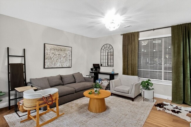 Photo - 16370 Alzere Pl