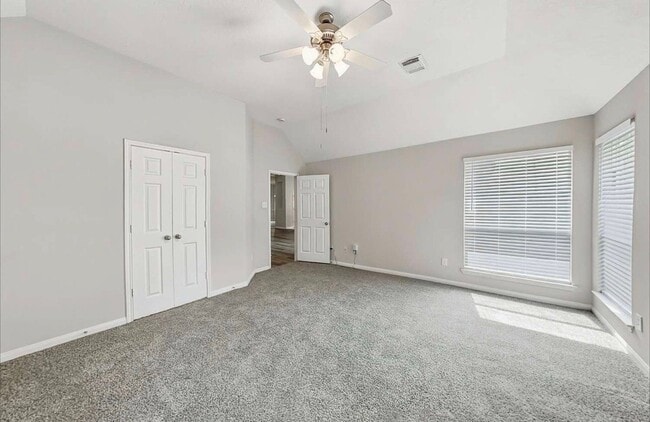 37 San Simeon Dr