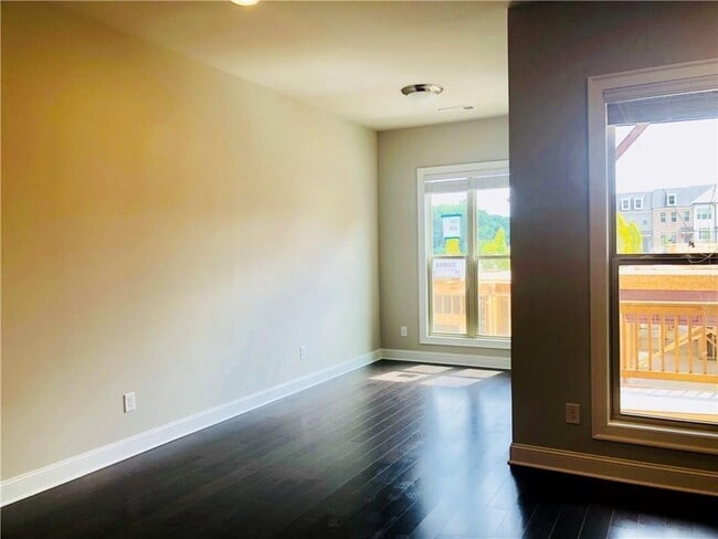 Photo - 257 Franklin Rd