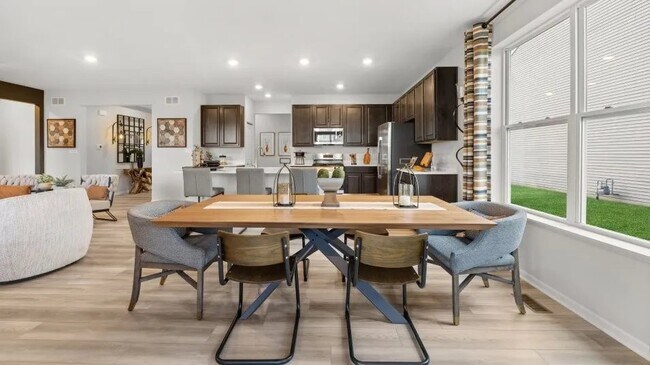 Photo - 11087 Thomas St