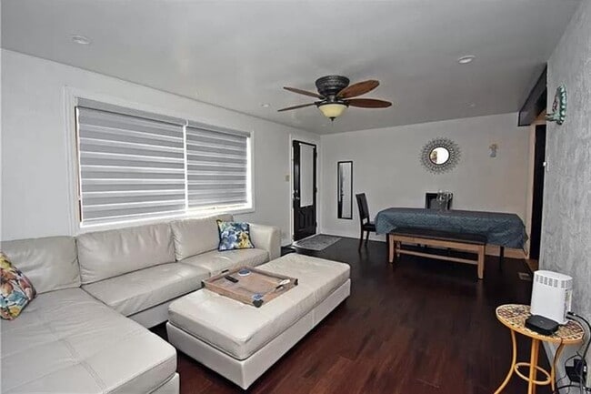 Photo - 216 Mira Ave