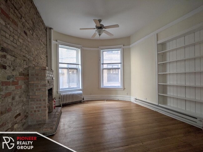 Building Photo - 1224 N Dearborn St