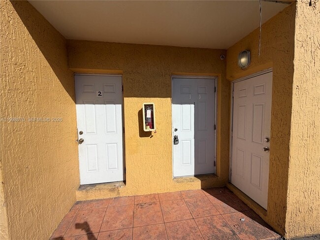 Building Photo - 2534 NW 139th St Unit 2