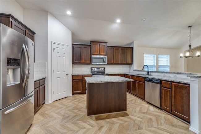 Photo - 10832 Live Oak Creek Dr