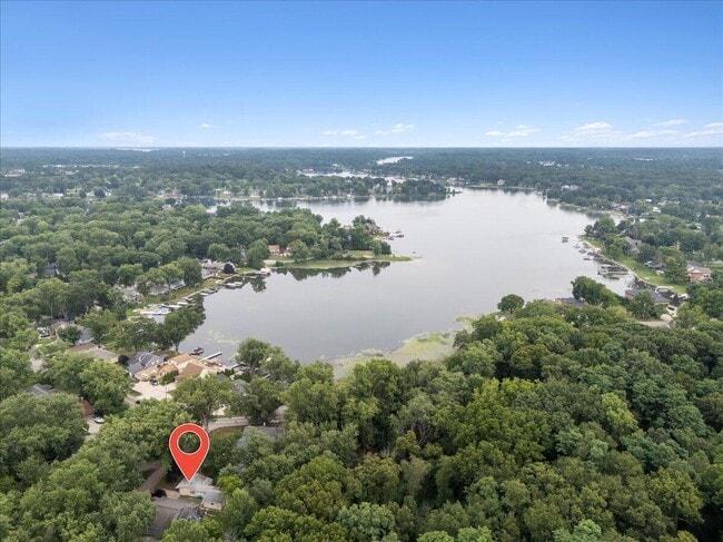 Photo - 9535 Listeria St