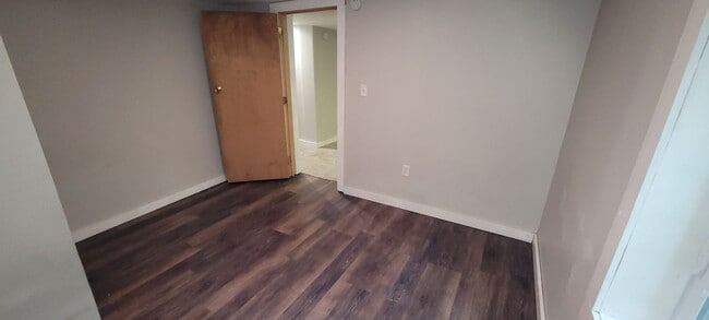 Photo - 2403 Calihan Ave NE Unidad B