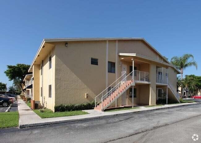Building Photo - 6043 10th Ave N Unit 130 Rental