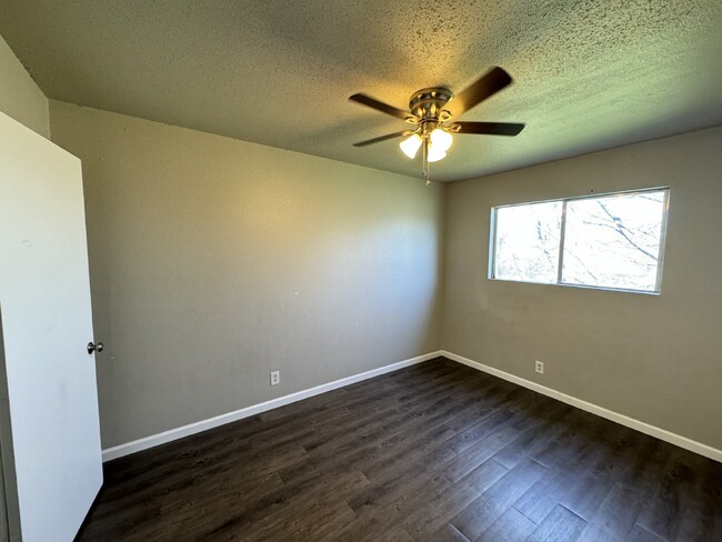 2 Bedroom and 1 bathroom ready to move in