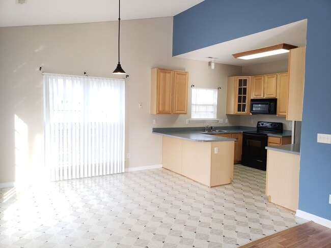 Photo - 1127 Fieldstone Dr