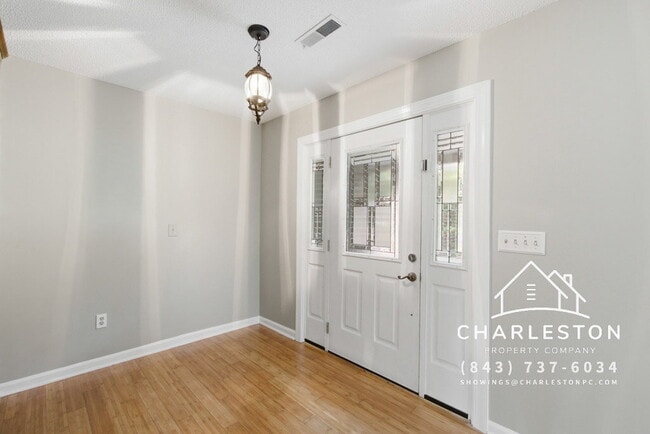 Photo - 2067 Dogwood Rd