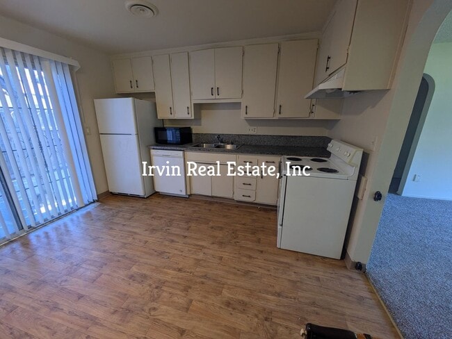 Photo - 2 Bedroom and 1 Bath Duplex
