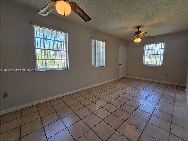 Photo - 11035 SW 56th St Unit B