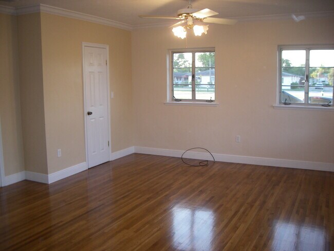 Photo - 169 Curtiss Pky Unit 2B