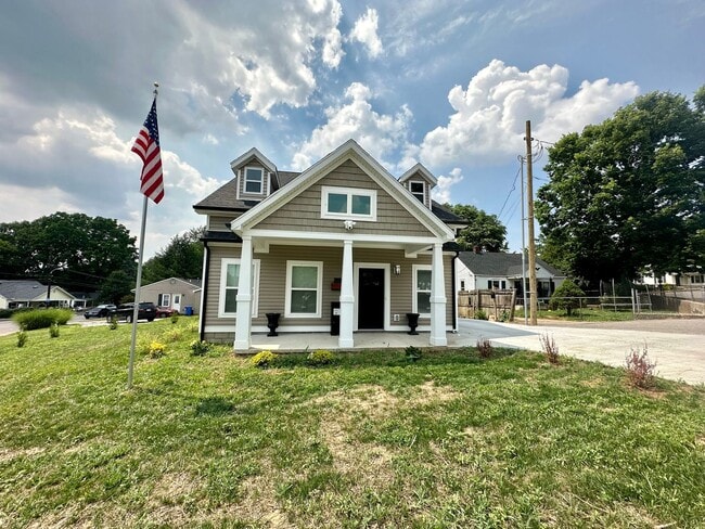 Building Photo - SPACIOUS NEWLY BUILT HOME