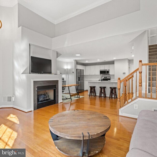 Photo - 5117 Donovan Dr