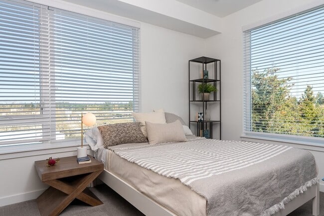 Photo - Bell Alderwood