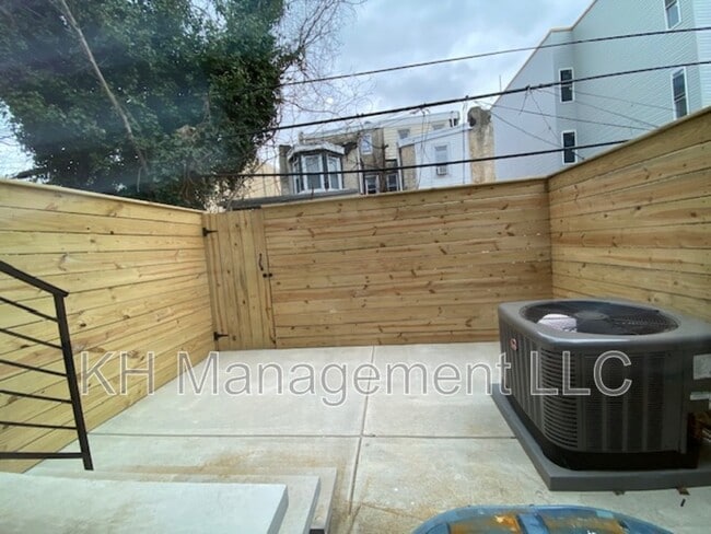 Photo - 3862 Olive St