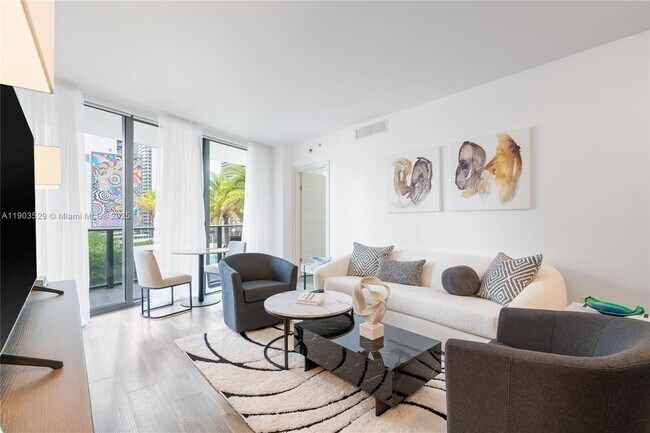 Building Photo - 801 S Miami Ave Unit 1002