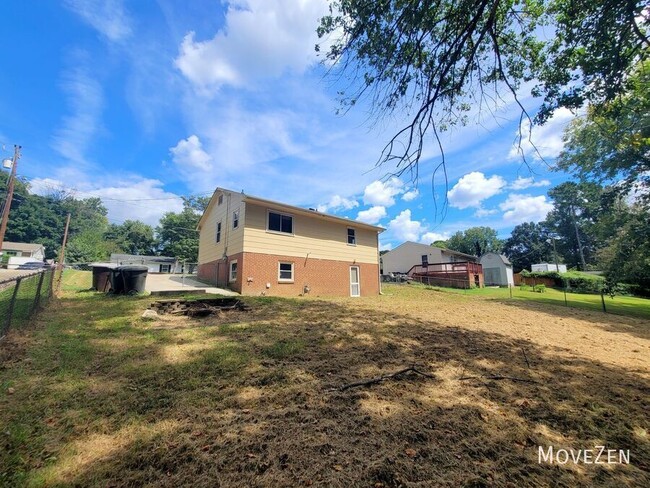 Photo - 1308 Juniper St