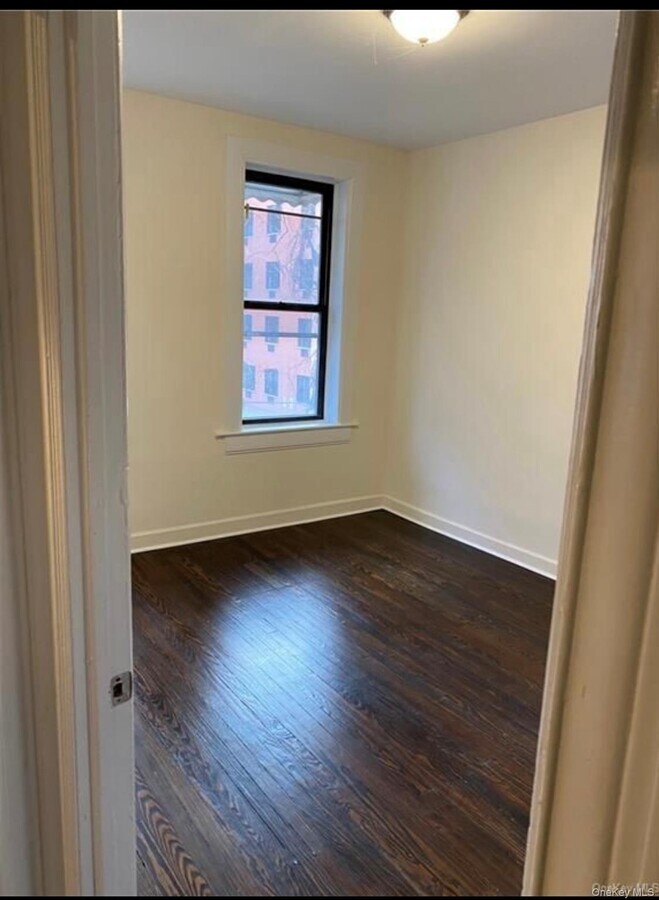 Photo - 740 S Oak Dr