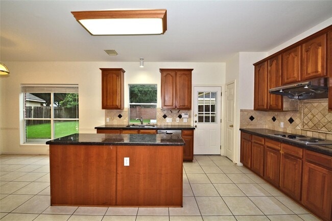 Photo - 17315 Marigold Dr