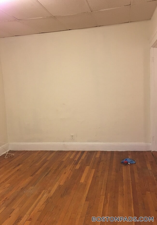 Photo - 25 Walbridge St Unit 6