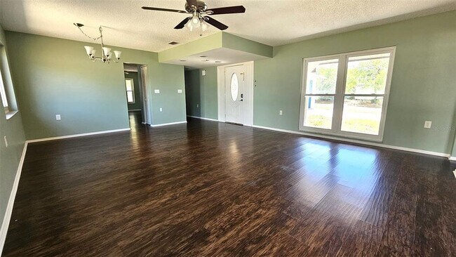 Photo - 1524 Newhope Rd