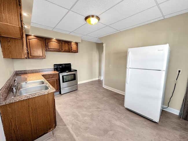 Photo - 1312-1314 Dewey Ave Unit 1314