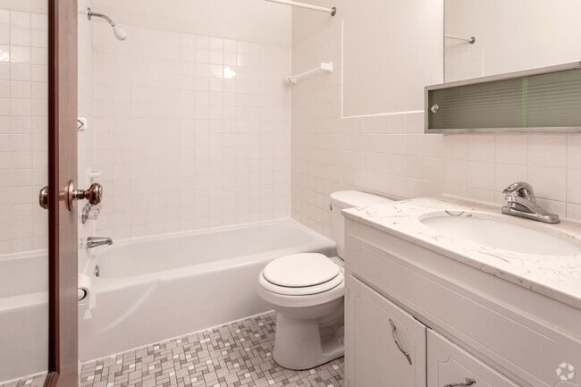 2BR, 2BA