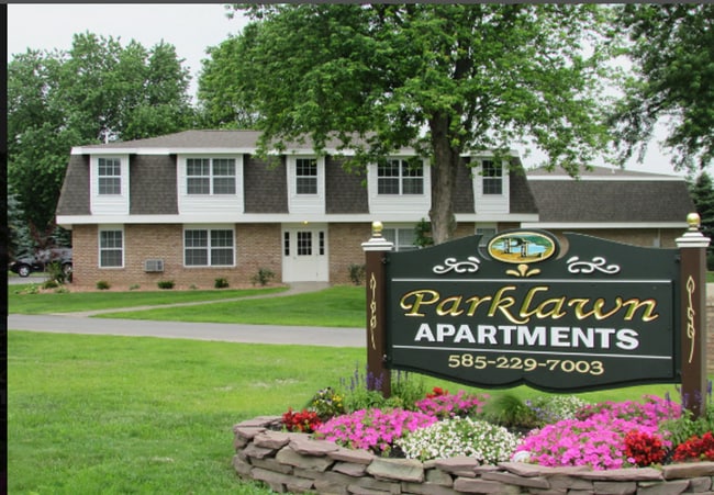 Photo - Parklawn Apartment Homes