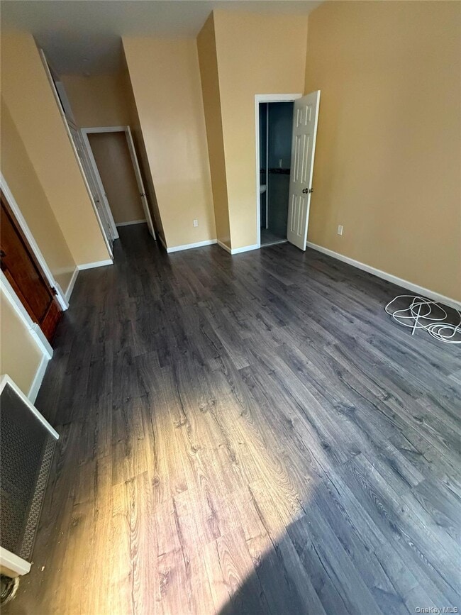 Photo - 27 Stephens Ct Unit 1F