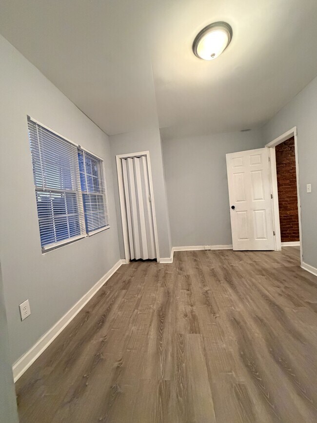 Photo - 1617 Darley Ave