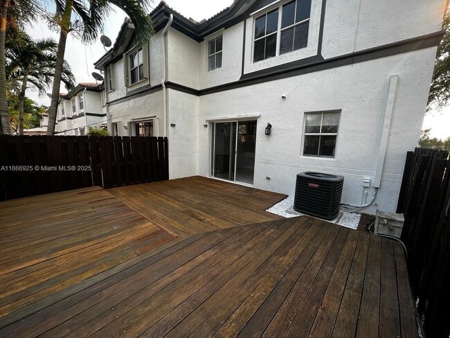 Photo - 7717 NW 116th Ave