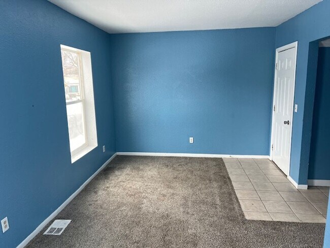 Photo - 145 Harris St Unit 145