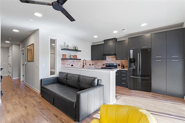 Photo - 4510 Terry-O Ln Unit 306