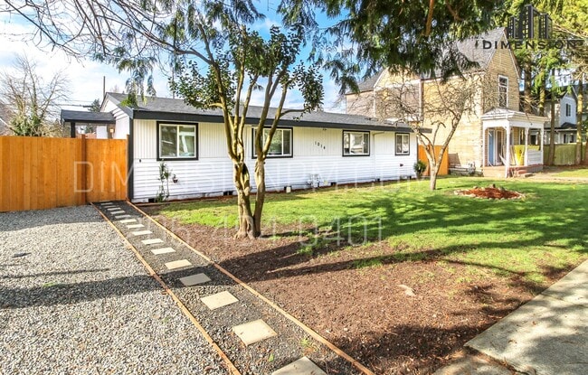 Photo - 1014 S State St Unit A