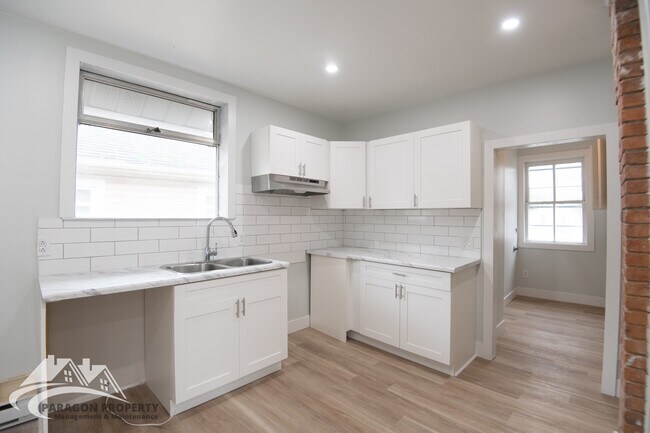 Photo - 38 Baxter St