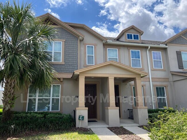 Photo - 15567 Honeybell Dr House